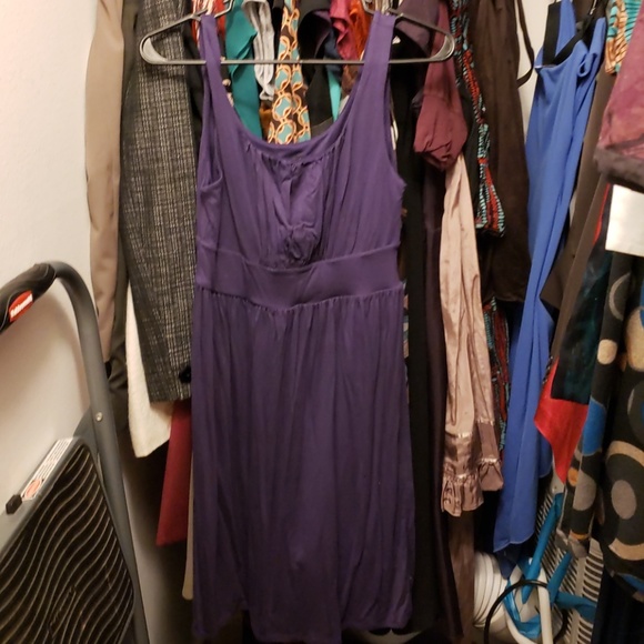 Purple dress - Picture 2 of 4